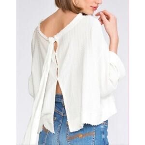 Free People Walking In Hueco Textured Split Back Button Tie in Cream, Large NWT